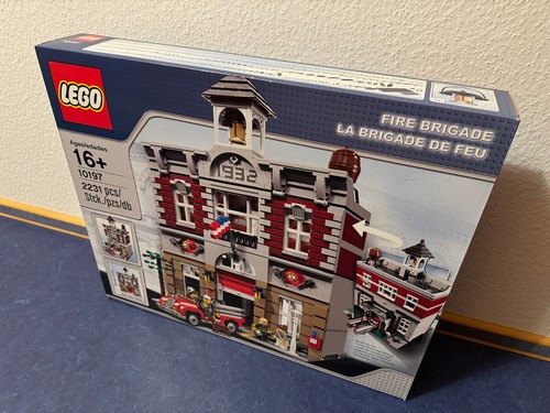Lego fire brigade feuerwache - fire,
