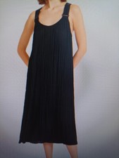 Marc cain Sports Kleid neu aktuelle Saison schwarz Plissee N5 N6 42-44