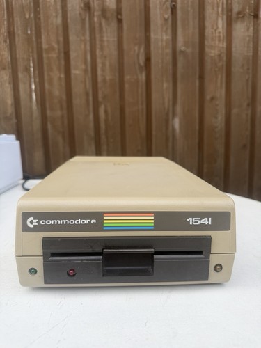Commodore floppy vc1541 - floppy,