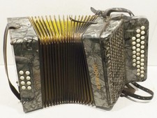 altes graues Hohner  Club  IIB