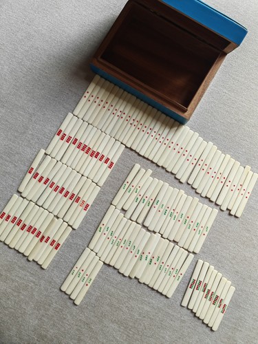 Chinesisches mahjong set - chinesisches,