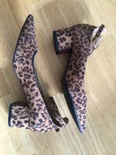Leoparden 🐆 Optik Damen Schuhe Spitz 39 Textil neuwertig Blockabsatz 5 cmTextil