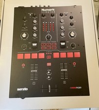 1x Numark Scratch 2-Kanal Battle-Mixer mit Serato DJ Pro Lizenz OVP wie Neu !! 