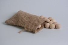 Zirbenkugeln 29 St.6-30 mm Zirbe Zirbenholz Deko Holz Mottenkugeln Holzkugeln