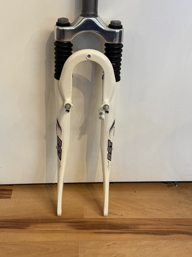 Rst 802 federgabel 255mm - 28",