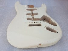 1982 SQUIER by FENDER STRATOCASTER '62 BODY - JV SERIES - made in JAPAN