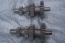 IFA F8 Getriebe Welle Christbaum gebraucht 2 Stück  P70 Getriebwelle Hauptwelle