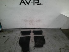 Audi A4 8E B6 B7 Fußmatten Satz Fuß Matten schwarz