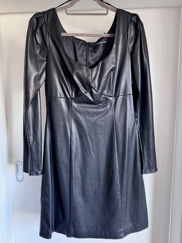 Kunstlederkleid guess m - gr.,