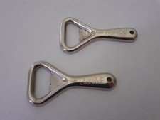 2 Flaschenöffner, Trink Coca Cola, Metall, zum aufhängen