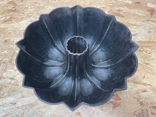 Alte massive backform guglhupf - massive,