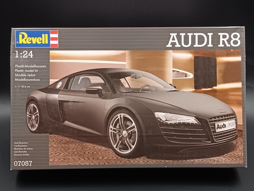 Revell audi r8 - 1:24, 07057