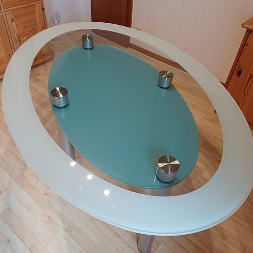 Esszimmertisch gebraucht - ,