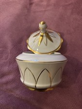 porzellandose mit deckel