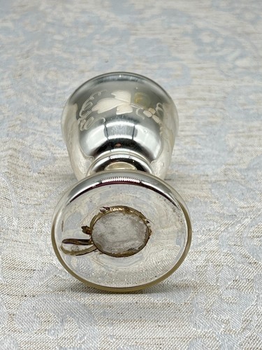 Antiker kelch aus glas - kelch,
