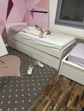 Bett 90x200 mit lattenrost und