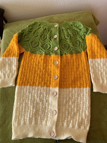 Strickjacke raglanärmel passe - strickjacke,