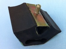 Wartburg 1,3 Motorlager Silentblock Keilgummifeder für Motor Getriebe Gummi IFA