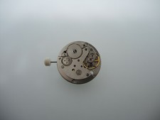 Uhrwerk TISSOT 2451, signiert