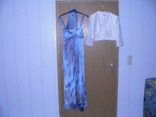 Damen: Abendkleid, Bolero, Schal und Ansteckblume--martha may--Gr.42--Gr.46