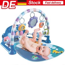 Spielmatte mit Spielbogen für