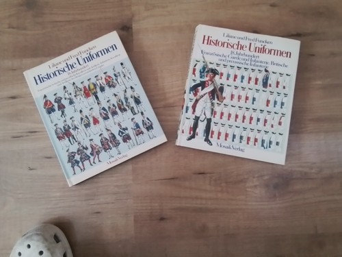 Historische uniformen 18 - uniformen,,