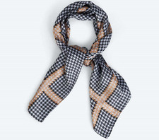 Damen Tuch grau im Karo-Design