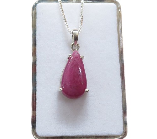 Natur rubin cabochon anhänger - natur,