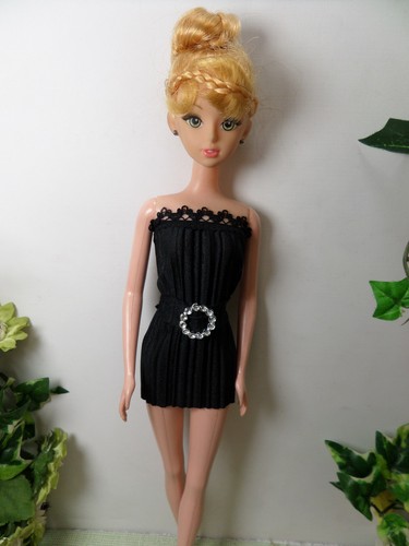 Kleid mit gürtel - (rock),