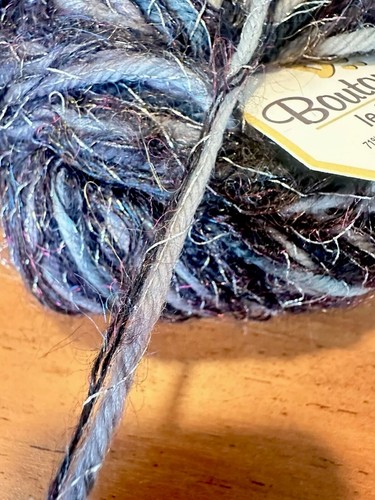 Bouton strickwolle in - ,