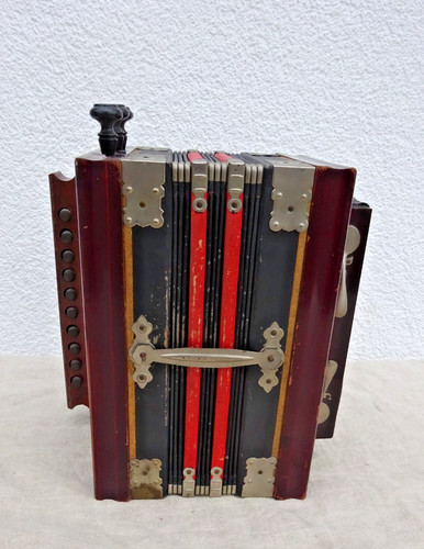 Altes akkordeon alte - altes,
