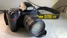 Nikon D700 12,1 MP SLR-Digitalkamera - mit Zoomobjektiv & OVP