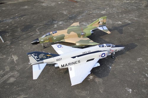 Freewing phantom ii ghost - f-4d,