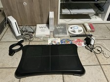 Nintendo Wii + 4 Controller +
