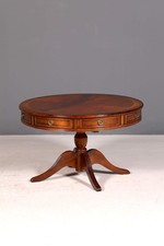 Edler Englischer Tisch