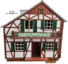 Viele Möbel "Dorfpuppenhaus"