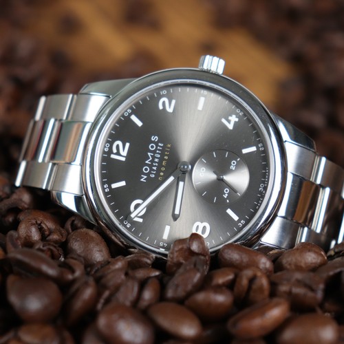Nomos club sport neomatik - 39,