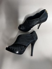 Zara Schwarz Leder Plateau