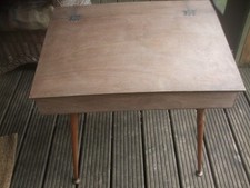Vintage 50er Kinder Schule Holz Schreibtisch Lift Up Deckel Kiefer Furnier Atom Beine