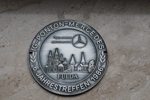 Plakette mercedes benz - mercedes,