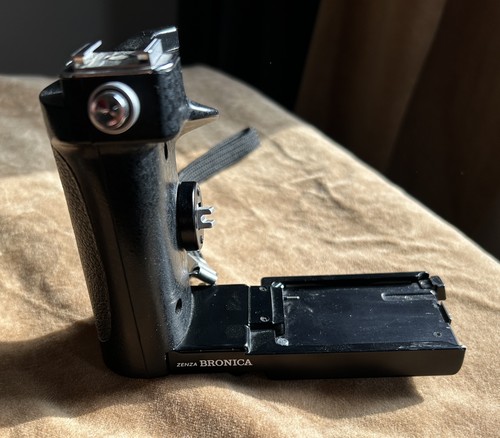 Zenza bronica speed grip - bronica,