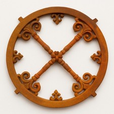 Stallfenster, Fenster, Gussfenster, Giebelfenster, Eisenfenster, Gartenmauer