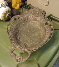 Zinnschale mit Füßen