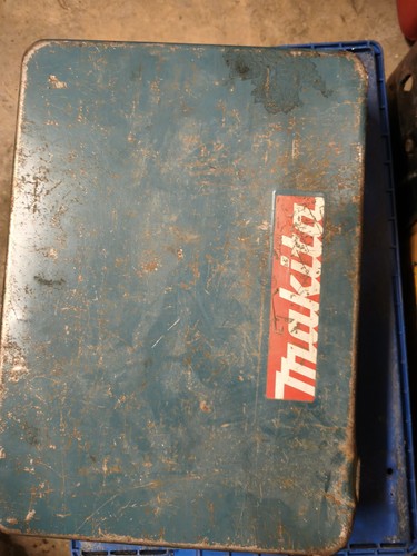 Makita 6906