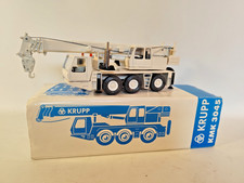 Krupp KMK 3045 First Class Modell Teleskopkran 1:50 OVP Modellbau Baustelle Kran
