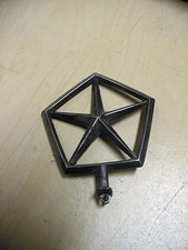 Chrysler Dodge Plymouth Mopar 80er Jahre Kühlerfigur Haubenemblem Hood Ornament