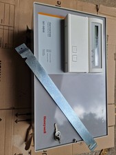 Alarmzentrale Honeywell MB-48, ZG3.1, Netzteil, DS7700