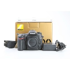 Nikon D7100 + 35 Tsd