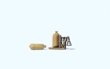 Preiser 17713 Getreidewaage, 2 Säcke