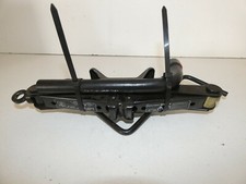 Nissan Micra K12 BJ 2003 Wagenheber 3 Türer